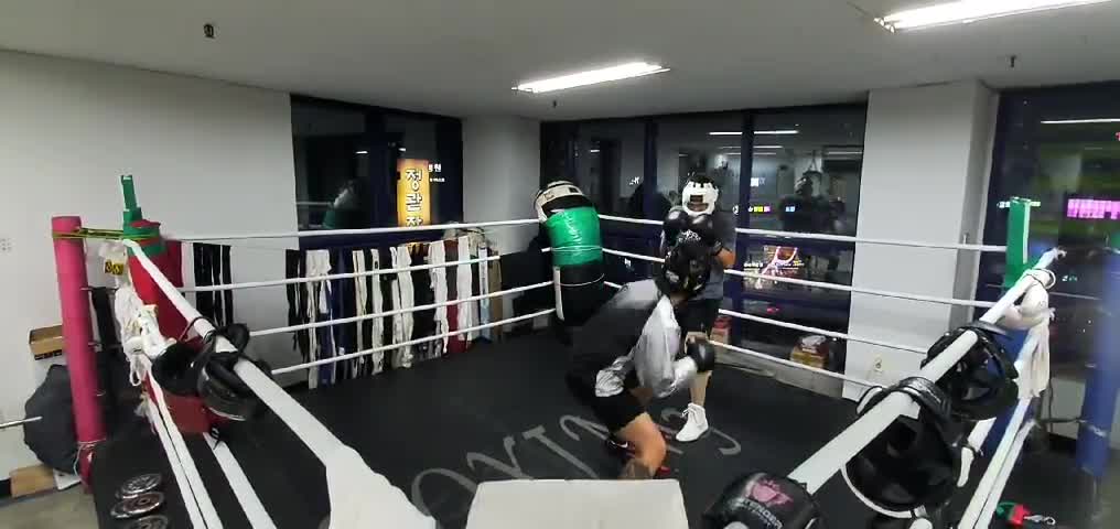 Asian amateur boxing light Sparring newbie boxer