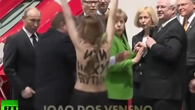 PUTIN LOVES TITTIES