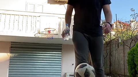 Beat 💓 🪘 💓 🪘 💓 and I am going 👏 😎 and easy