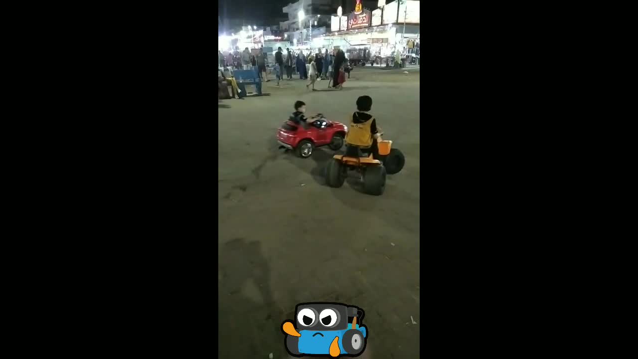 Kids driving cars game with funny skill