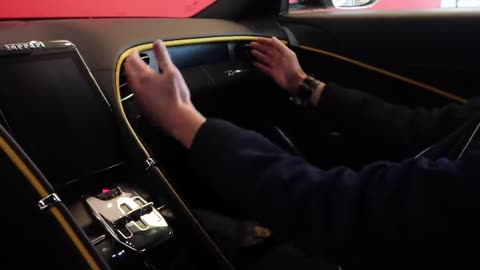 Walkaround of the new £200,000 FERRARI ROMA!