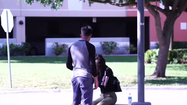 Guy asks for a girls number and pretends to be a social media star