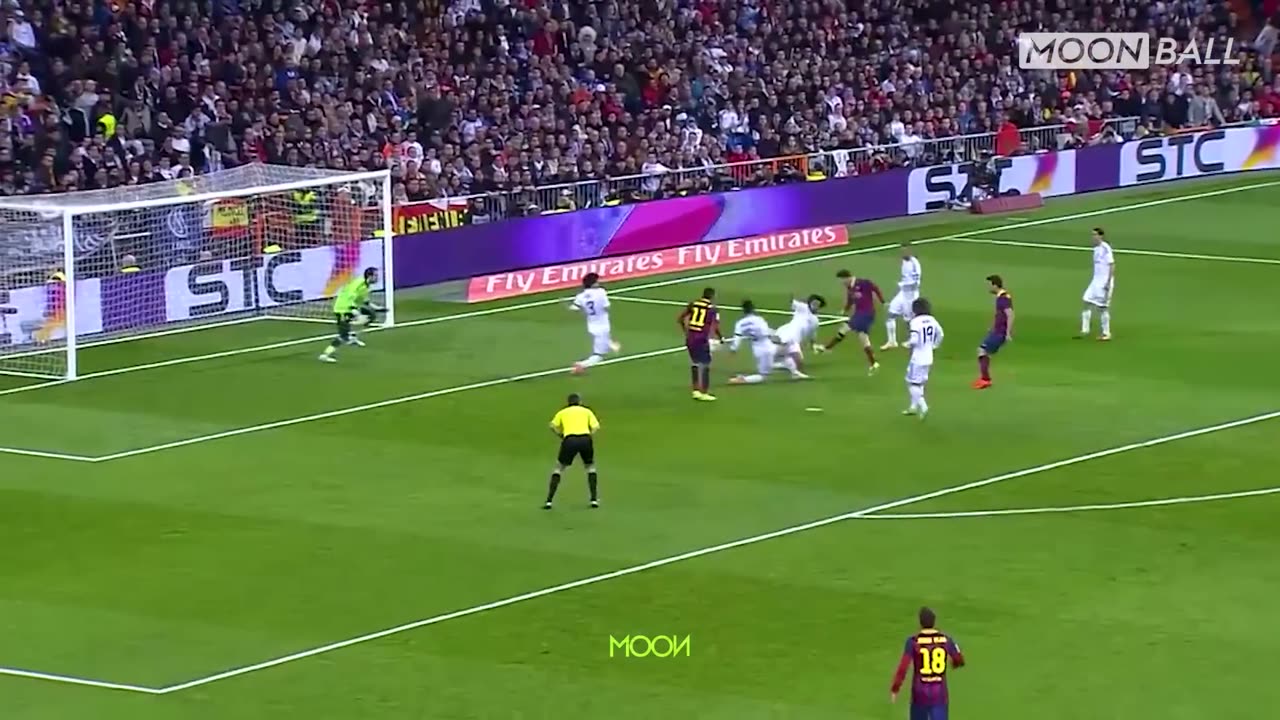 The Day Lionel Messi Destroyed Cristiano Ronaldo and Real Madrid