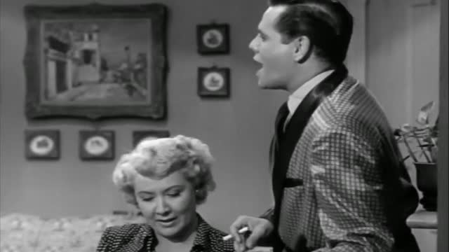 I Love Lucy Season 1 Episode 14 - The Benefit