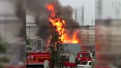 Huge explosion at Chinese petrochemical plant caught on camera