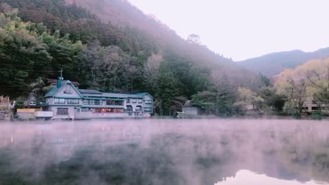 Yufuin Kinrin Lake at dawn