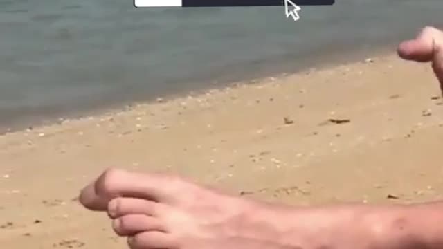 surprenant un orteil gigantesque😯😂surprising a gigantic toe