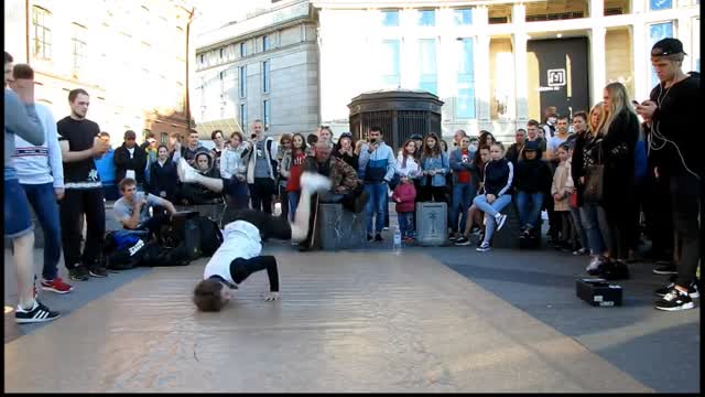 Square street dance elf street dancer.