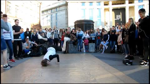 Square street dance elf street dancer.