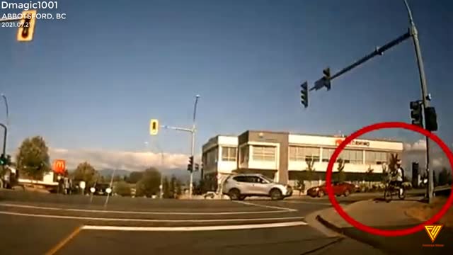 Almost Hitting a Biker That's Not Paying Attention 2021.07.21 — ABBOTSFORD, BC