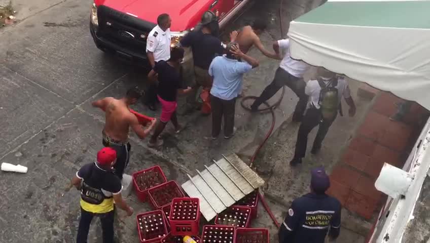 Incendio consume parcialmente un inmueble en el barrio San Pedro