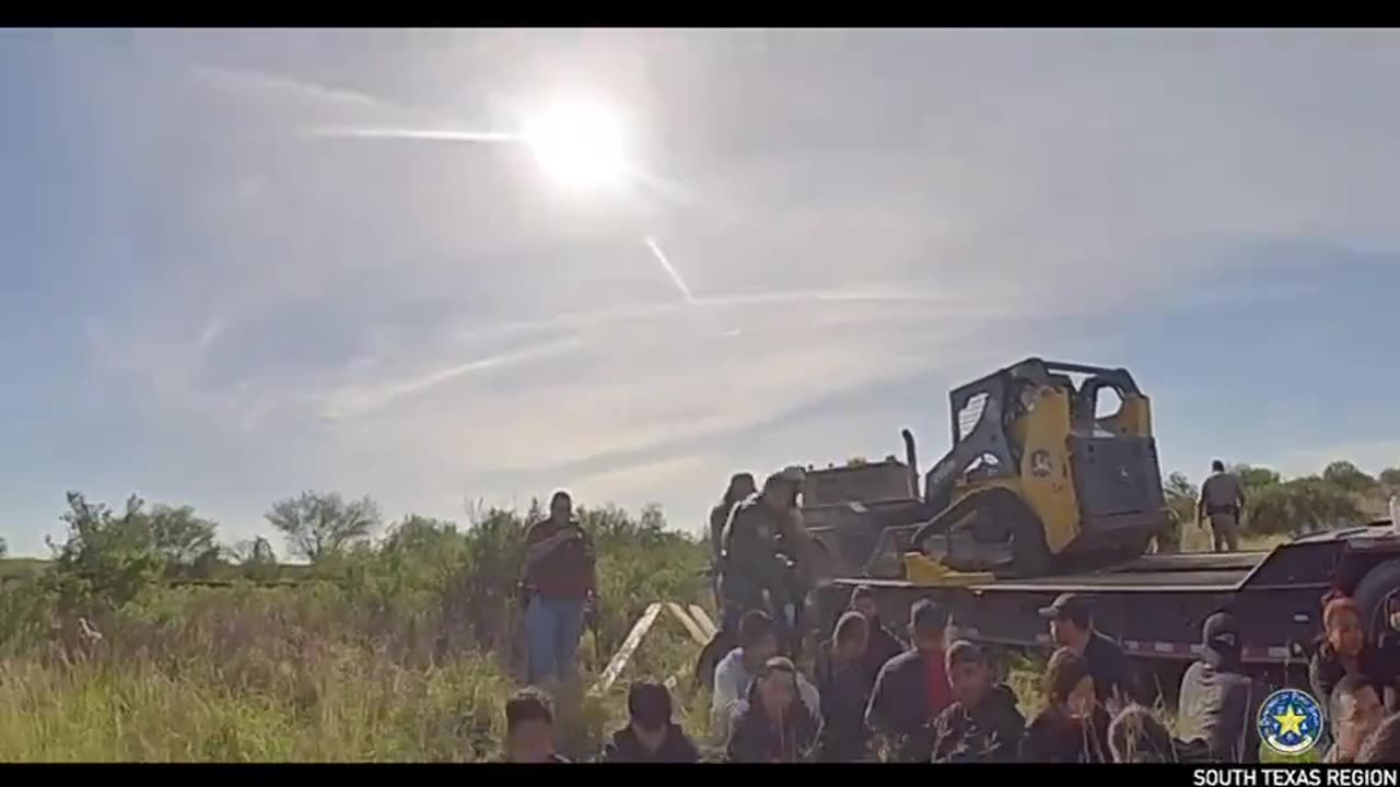 TX Troopers discover 23 illegal immigrants concealed in flatbed trailer without proper ventilation