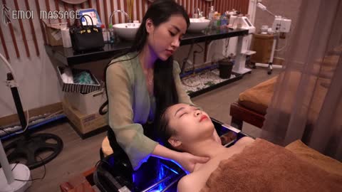 Did you know that she appeared in Danang Cutie The owner of a cafe with unimaginable beauty!!