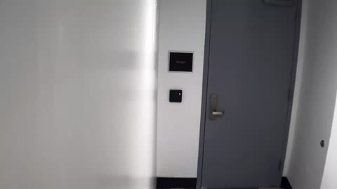 6144RHOBG2G201ABStairwayLobbyEntry_2021-01-06_14h00min02s750ms.mp4