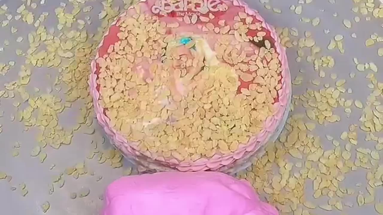 Ice cream challenge! 🍨 Barbie cake vs cotton candy