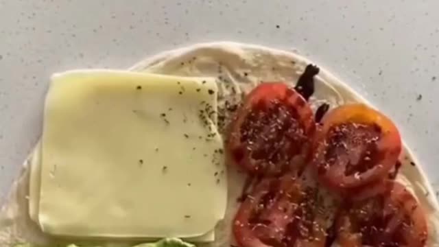 5 Mins Easy Cheesy Keto Wrap