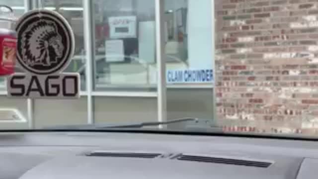 Old lady stay more far away than 6 feets!