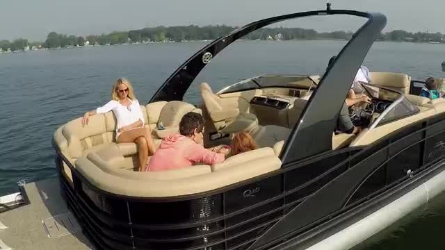 10 FOOT WIDE TWIN ENGINE 600 HP PONTOON BOATS :PONTOON BOATS REVIEWS