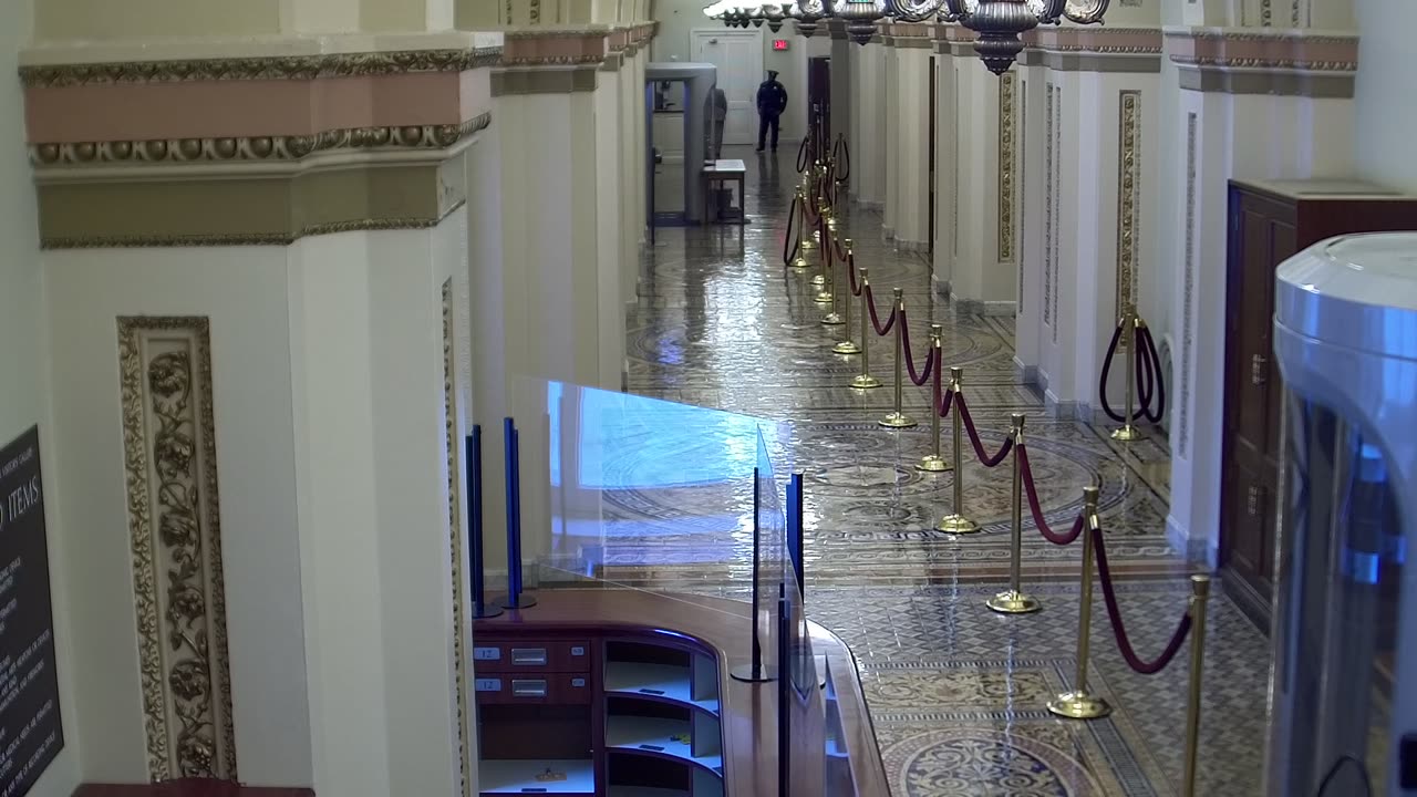 0361USCH03HouseGalleryNWnearH323_2021-01-06_08h42min08s287ms.mp4