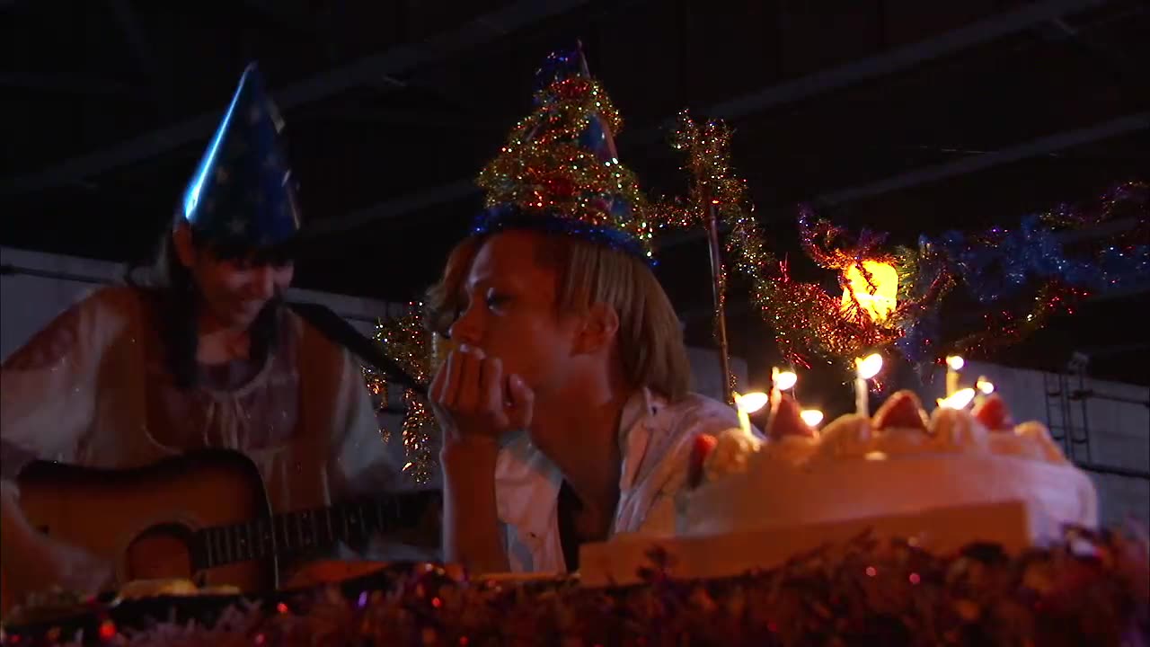 Kamen Rider OOO E40 'Control, a Birthday Party, and a Vanishing Ankh' [720p]