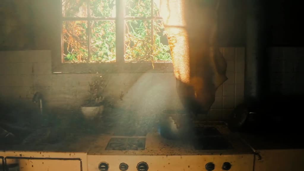 Capture the traces touched by "gods" with the Dindal effect