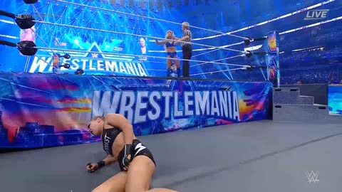 Wrestlemania 38 - Ronda Rousey vs Charlotte Flair (SD Women´s Championship / FULL MATCH)