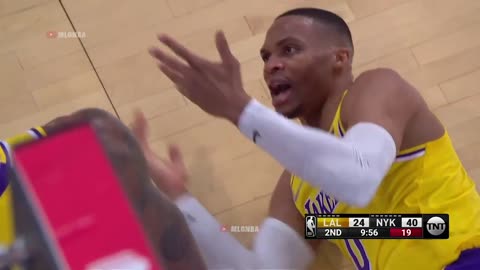 Russell Westbrook gets hit in the mouth, gushes blood, refs won’t even review it