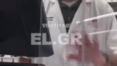 Φαρμακοποιός αρνείται να εκτελέσει συνταγή με Ιβερμεκτίνη για Covid