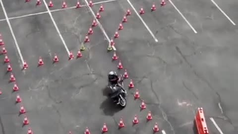 Will you pass that difficult driving test😐😱🤔🤔