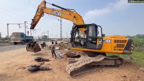 JCB machine drilling