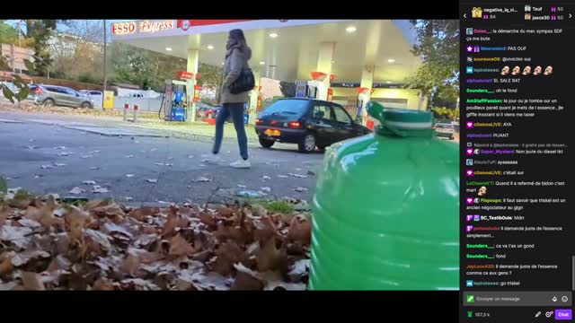 2022-11-04 (2bis.1) - go essence - Twitch Decheterie (version avec chat)