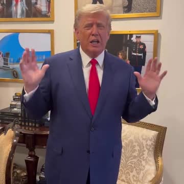 Trump tells voters in Arizona "Don't leave your line."