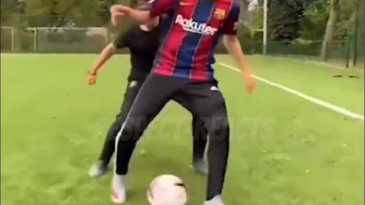 Respect 🤯💯🔥 #1 | Amazing Football Trick #shorts