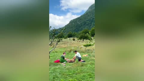 Cooking a Huge Lamb on a Spit! Delicious Meat in the Mountains of Azerbaijan!