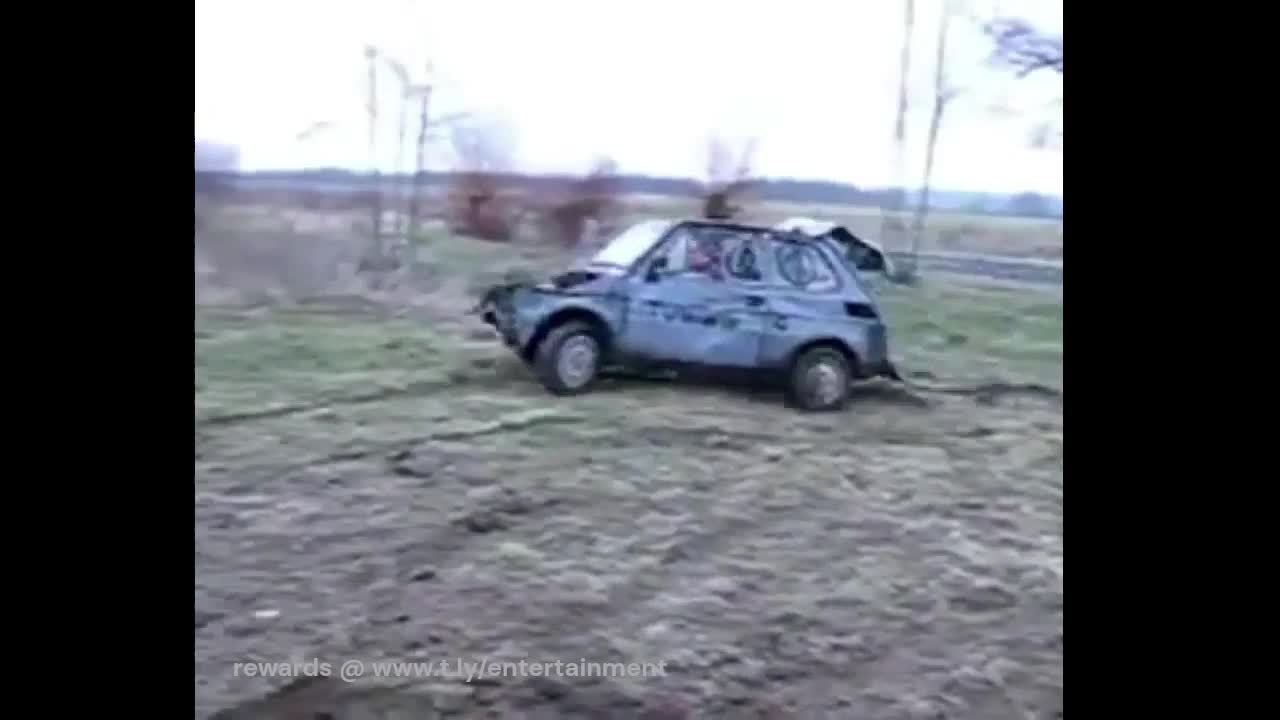 Mini Car Does Circles in Dirt #FailVideos