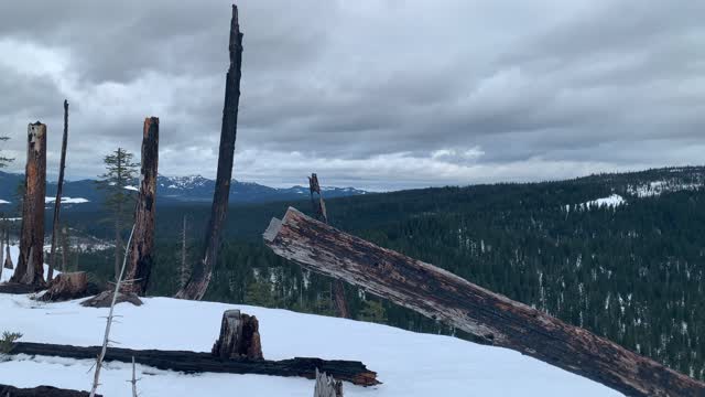 Summit Overlook Area – Potato Hill Sno-Park – Central Oregon – 4K