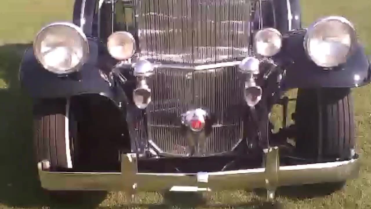 1932 Pierce Arrow Model 54 Roadster