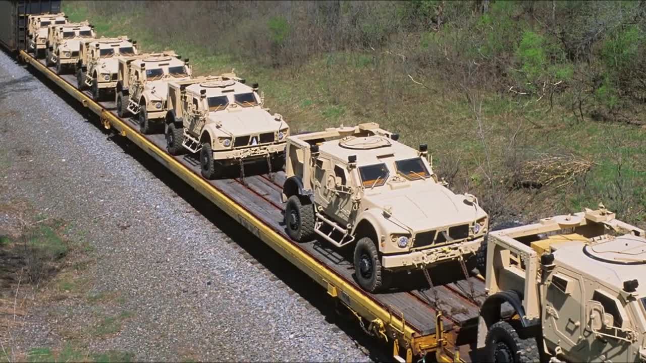 A train with American armored vehicles spotted 70 kilometers from the border of Romania and Ukraine