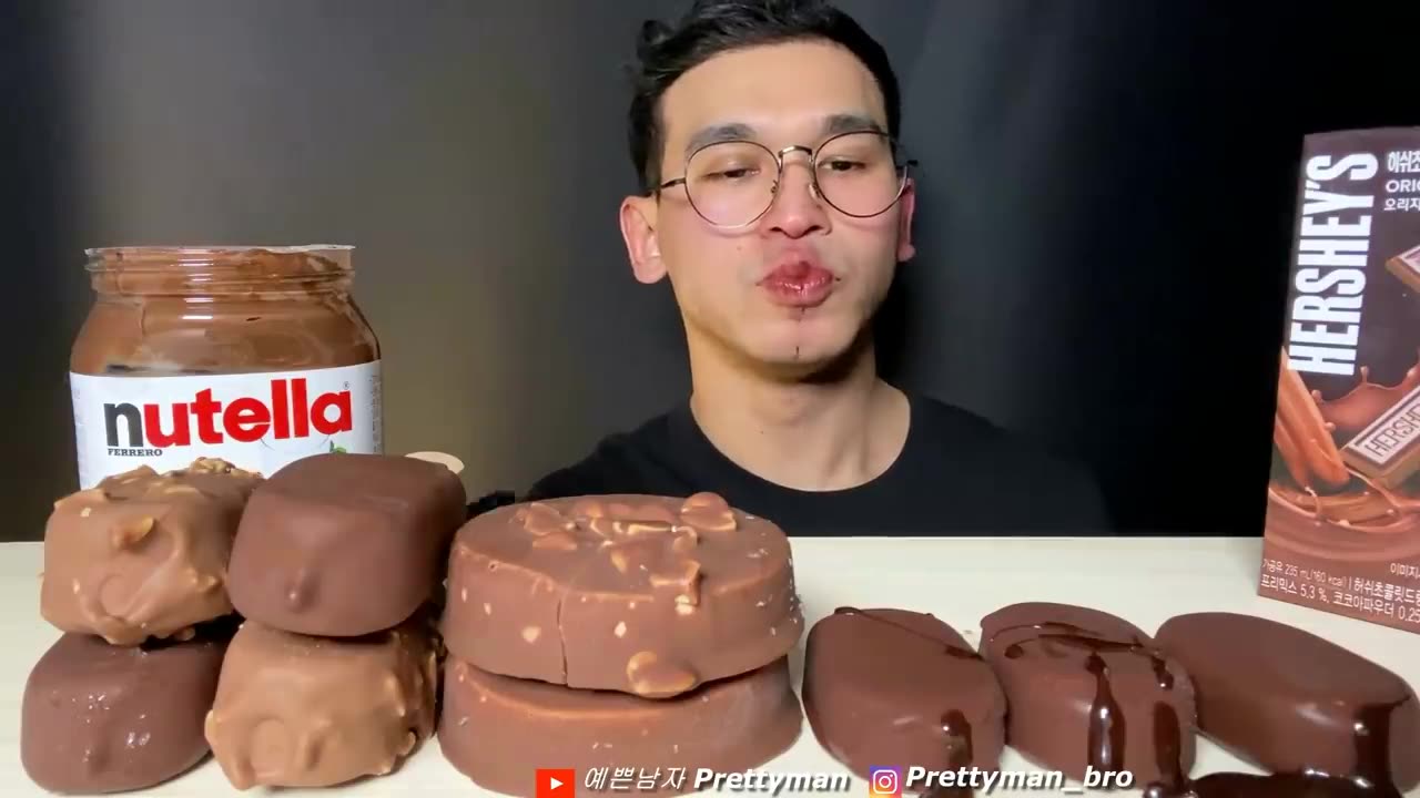 ASMR CHOCOLATE ICE CREAM MAGNUM TICO GOOGOO NUTELLA HERSHEY’S DESSERT MUKBANG 아이스크림 초콜릿 매그넘 먹방