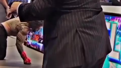 Roman Reigns Or Brock Lesnar Behavior With His Coach #rumbleshorts #viral #trending #shorts