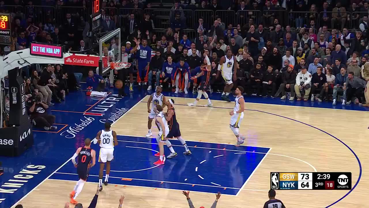 Brunson scores a three! Knicks partial 13-2! | Warriors vs Knicks