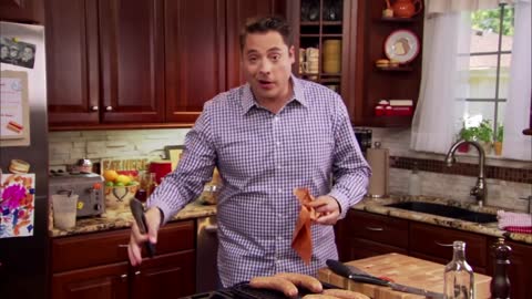 How to Make Jeff's Sausage and Peppers Hero | Food Network