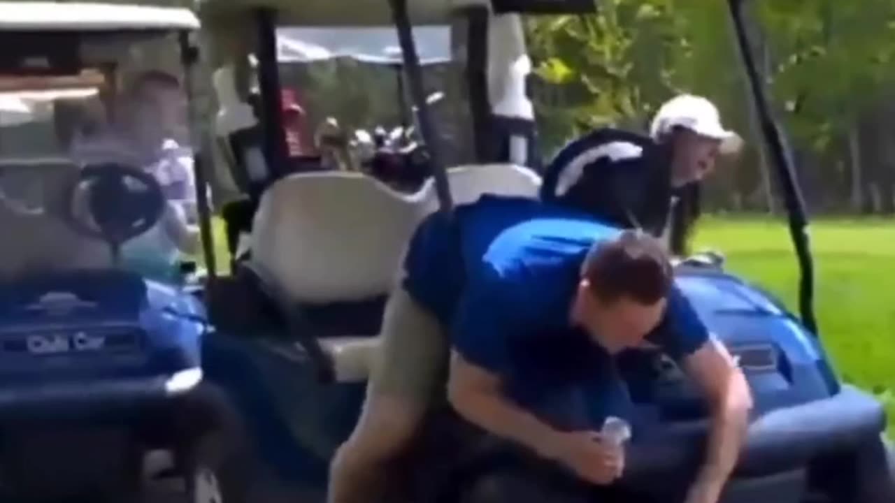 Held on to that beer like a champ.