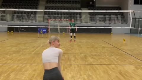 Volleyball Jump serve on a beginner 🏐 #volleyball