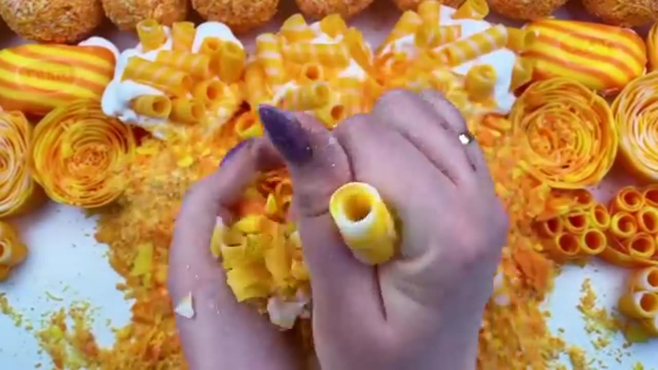 ASMR Soap boxes with foam 💛 Crushing soap balls 💛 Cutting soap cubes 💛 Corte de jabón 💛