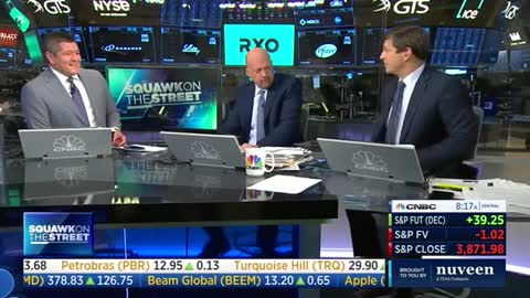 Jim Cramer Makes Himself Look a Fool AGAIN