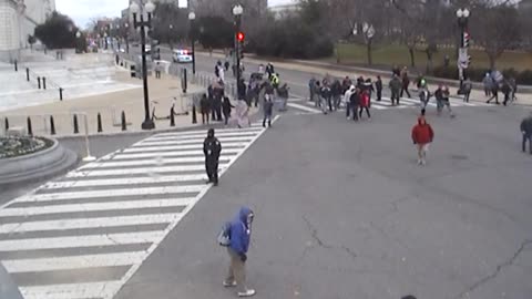 1070QNE00Del-ConNE_2021-01-06_12h00min00s740ms.mp4