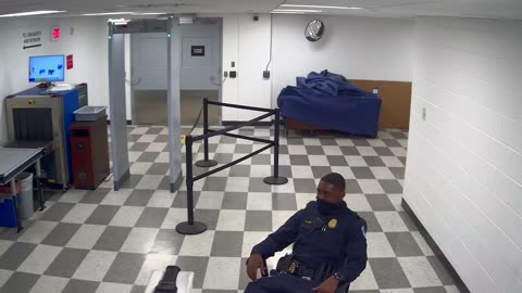 6134RHOBG3G308CLobby8Entrance_2021-01-06_04h00min00s660ms.mp4