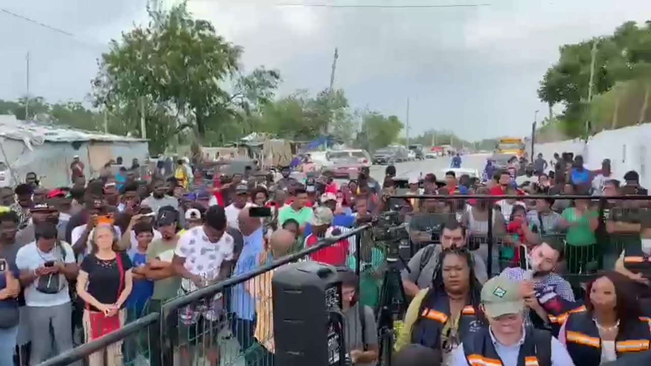 US - Migrants arriving at the Mexican/US border in their thousands as Title 42 expires.