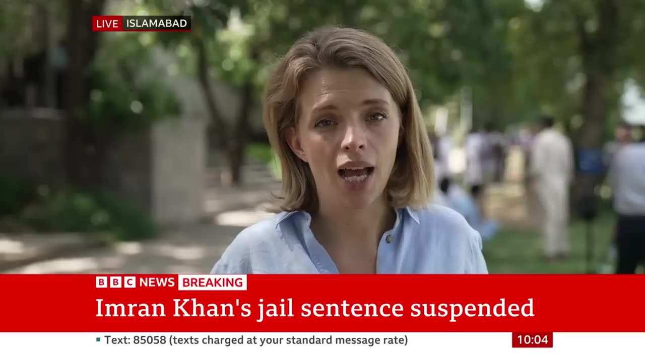 Imran Khan_ Jail term suspended for Pakistan's former leader - BBC News